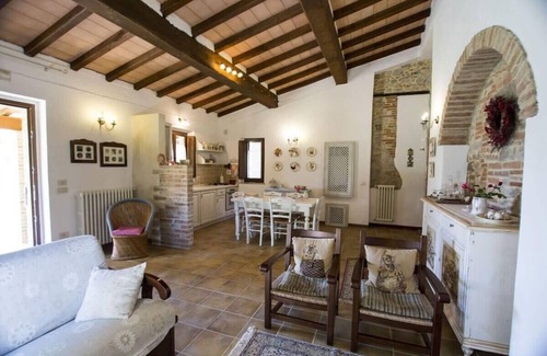 Bivio Lugnano Villa | Four Seasons Villa Close to Art Cities of Umbria