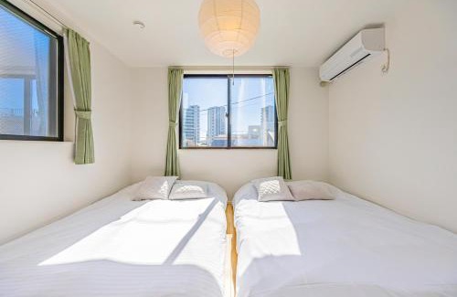 Katsushika Apartment | Four Trees Stay Yotsugi Skytree View