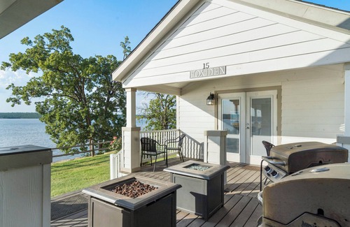 Sperry Cottage | Fox Den at CrossTimbers Marina