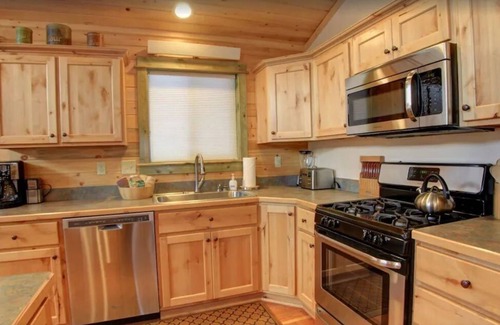 Lazy Acres House | Fox Den Lodge