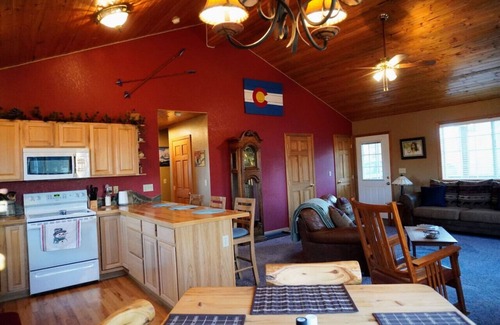 Indian Mountain Cabin | Fox Hole - Serene & Secluded Private Cabin Hot Tub