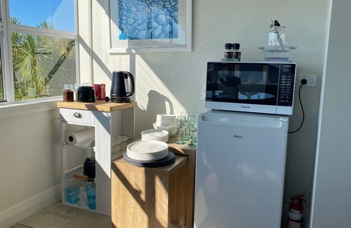 New Plymouth House | FOX MANOR - LEVEL TWO