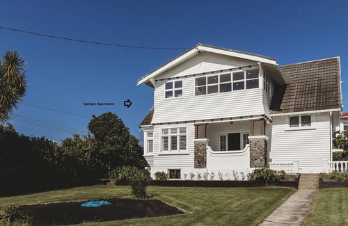 New Plymouth House | FOX MANOR - LEVEL TWO