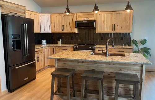 Minocqua House | Fox's Den Fence Lake Home