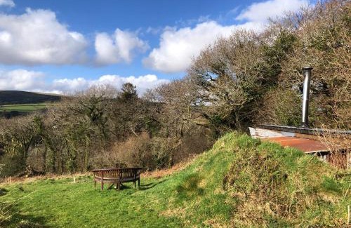 Wrangaton House | FoxesDen, Unique Eco Cabin, Dartmoor views