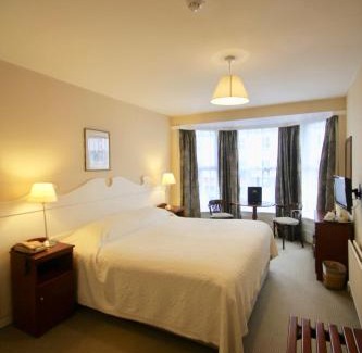 Clifden Hotel | Foyles Hotel