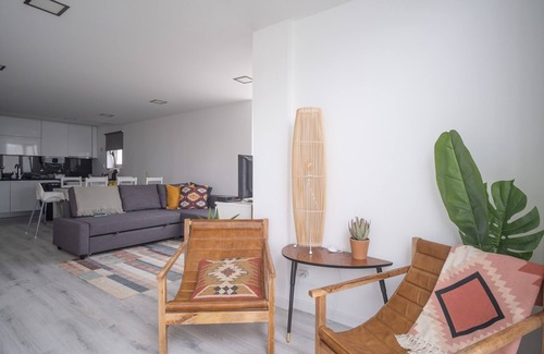 Foz do Arelho Apartment | Foz - West Shore Retreat - Beach front apartment overlooking lagoon an ocean