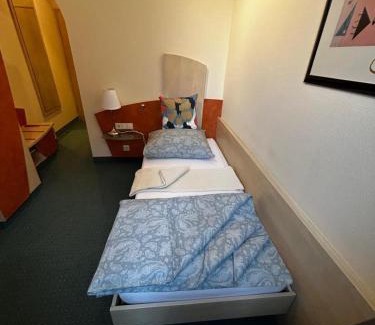 Alzenau Hotel | Fränkischer Hof Hotel Garni