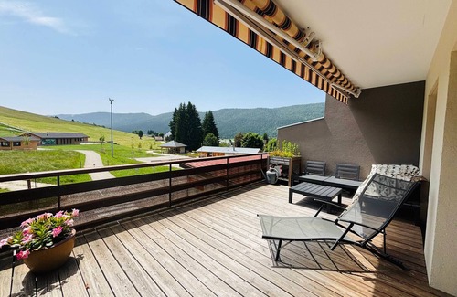 Autrans-Meaudre-en-Vercors Apartment | Renovated apartment in Autrans, 5 pers, large south-facing terrace