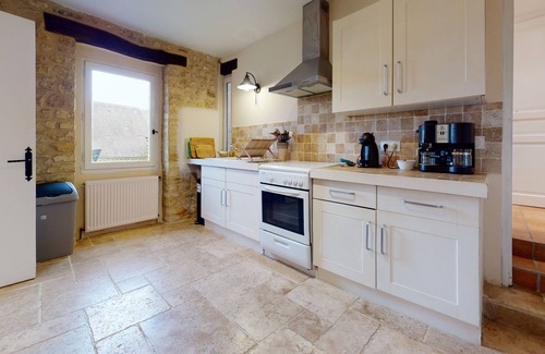 Coux-et-Bigaroque-Mouzens House | La Vieille Grange, a delightful private house overlooking The Dordogne river.