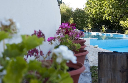 Coux-et-Bigaroque-Mouzens House | A beautiful period house sleeping 6 in a quiet hamlet overlooking The Dordogne