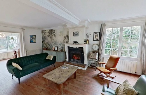 LʼAiguillon-sur-Mer House | 240 m² House ∙ 6 bedrooms ∙ 14 guests