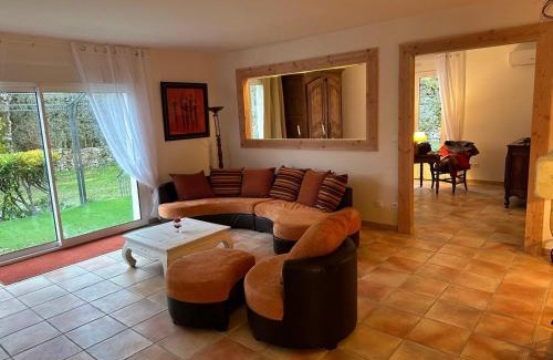 La Vacquerie-et-Saint-Martin-de-Castries Villa | La vie en rose sur le Larzac