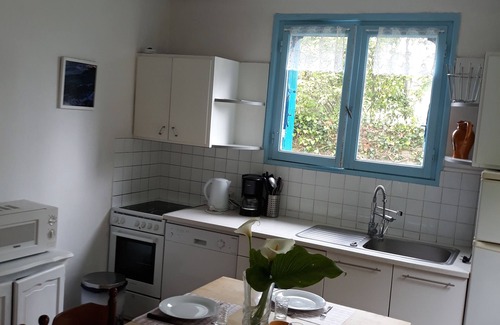 Plobannalec-Lesconil House | Kerleuquer Ty Nevez 500 m harbor and beaches