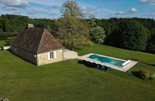 Rouffignac-Saint-Cernin-de-Reilhac House | Charming stone house with private heated pool and panoramic views