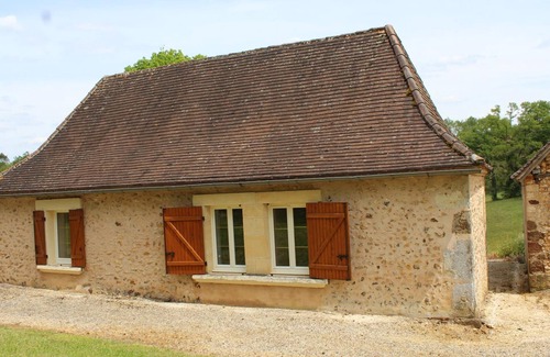 Rouffignac-Saint-Cernin-de-Reilhac Cottage | Gite Rouffignac-Saint-Cernin-de-Reilhac, 2 bedrooms, 4 persons