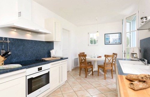 L'Aiguillon-sur-Vie House | Le Domaine de Fontenelles by Interhome