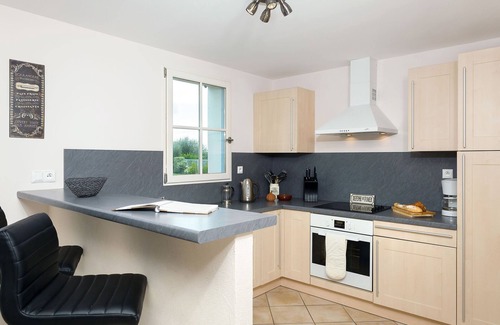 L'Aiguillon-sur-Vie House | Le Domaine de Fontenelles by Interhome