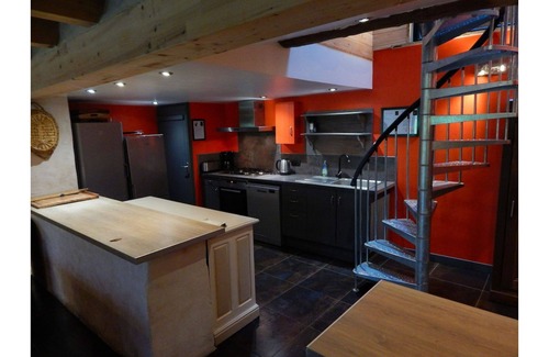 Saint-Martin-de-Saint-Maixent House | Domaine Moulin la Place, 20m swimming pool, Jacuzzi, 7ha park