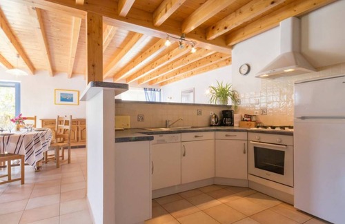 Saint-Philbert-de-Grand-Lieu Cottage | 97 m² Cabin ∙ 3 bedrooms ∙ 6 guests