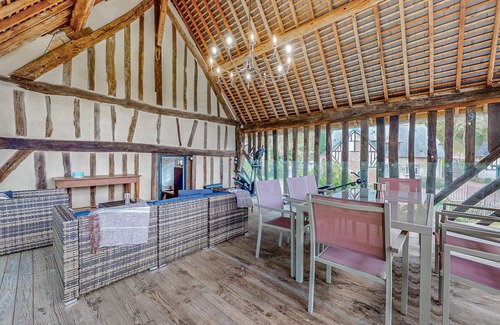 Livarot-Pays-d'Auge House | 160 m² House ∙ 4 bedrooms ∙ 8 guests