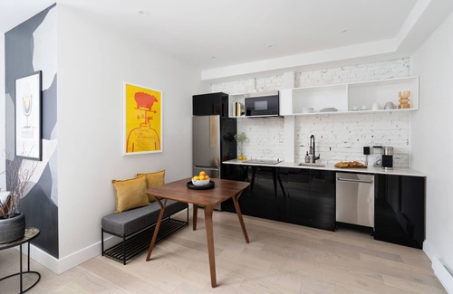 Plateau Mont Royal Apartment | François-Denis Apartments