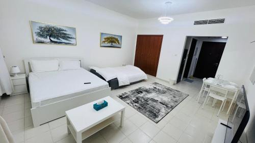 International City Apartment | France cluster International city - Spacious Bright Furnished Studio apartment