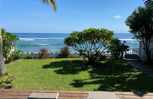 Caphomard Villa | Frangipani Villa + pool on the beach and lagoon in Saint-Gilles-les-Bains