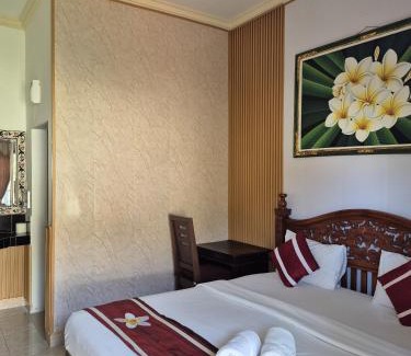 Nusa Dua Bed & Breakfast | Frangipani Homestay