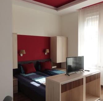 Orszagut Apartment | Frank & Fang Apartments MK7
