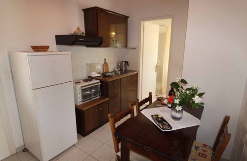 Agios Spyridon Corfu Apartment | Frankis Apartment 8 Agios Spyridonas Perithia