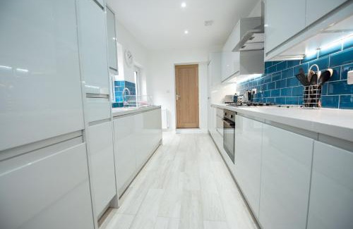 Reading House | Franklin Lodge