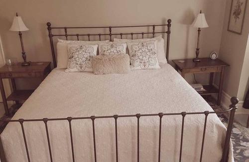 Saranac Lake Bed & Breakfast | Franklin Manor - King and Queen Adjoining Rooms