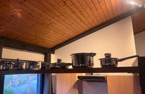 Marburg Apartment | Franziska's Ferienwohnung - Die Unterkunft in ruhiger Lage direkt am Wald