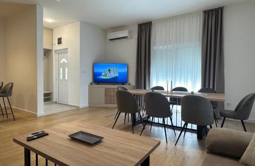 Tuzi Apartment | Fratelli Apartments
