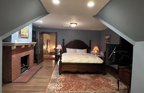 Detroit Bed & Breakfast | Frederick Stearns House Historic Inn