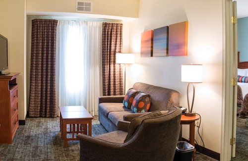 Fargo Condo | Free Breakfast. Close to North Dakota State University.