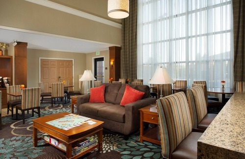 Linthicum Heights Apartment | Free Breakfast. Outdoor Pool. Studio Near the BWI Airport!