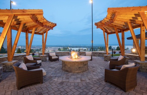 Littleton Condo | Free Breakfast, Pool, Close to Red Rocks Amphitheatre | Staybridge Suites