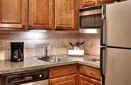 West Omaha Apartment | Free Breakfast. Pool & Hot Tub. Great for Business Travelers!