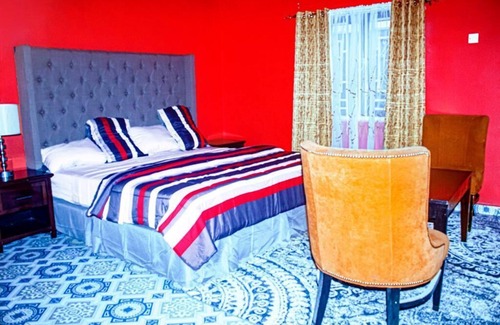 Freetown Hotel | Free Breakfast, WiFi, Dining & Laundry Services Available