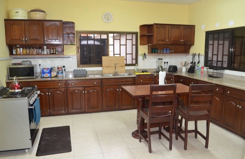 Teshie House | Free Car & Driver, Free Breakfast, 10 Mins to Airport, Secure Gated Community