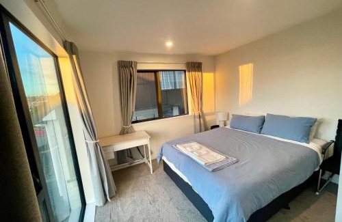 Auckland House | Free carpark, 4-bedroom house