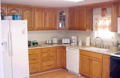 Garden City Villa | FREE GOLF CART, 3BR 2BA, SLEEPS SIX, ACROSS FROM OUTDOOR POOLS, GREAT LOCATION