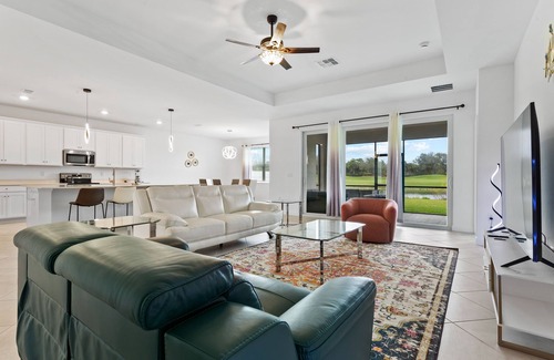 Lehigh Acres House | FREE GOLF when you stay in this New 3/3 Ibis Landing Golf & Country Club home!