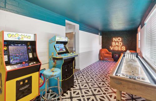 Papago Parkway House | Free Heated Pool Game Room for All To Enjoy