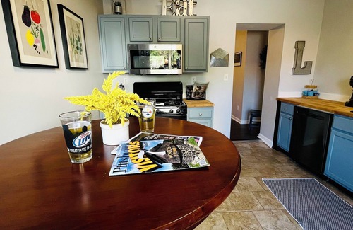 Central Northside House | Free Off-Street Park*2 King Beds* Walk to PNC PARK