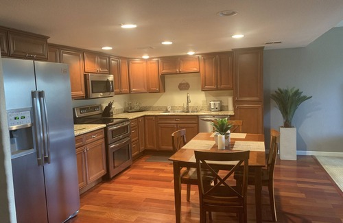 South Scottsdale Condo | FREE Par 3 GOLF COURSE, LUXURY 74" CRYSTAL FIREPLACE, 65” TV