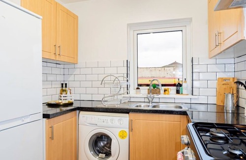 Oxford Apartment | Free Parking 1 Bedroom Flat | Sleeps 4 @ Abingdon