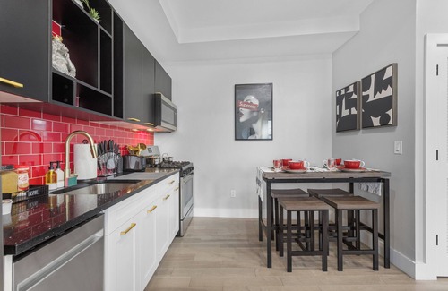 Ironbound District Apartment | Free Parking 30% OFF-2br w/King bd, Near NYC, EWR and NJ Penn
